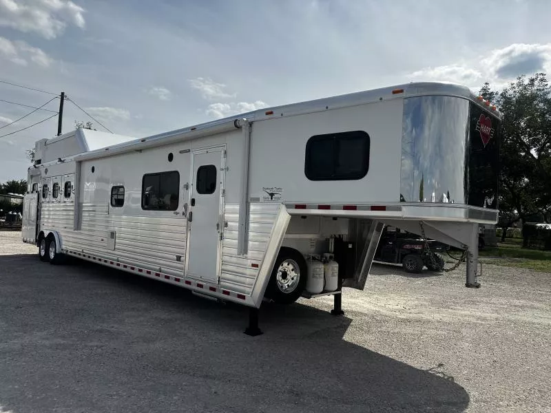 used Horse Trailers Hart Trailers  for sale, in Stephenville, TX Thumbnail 12