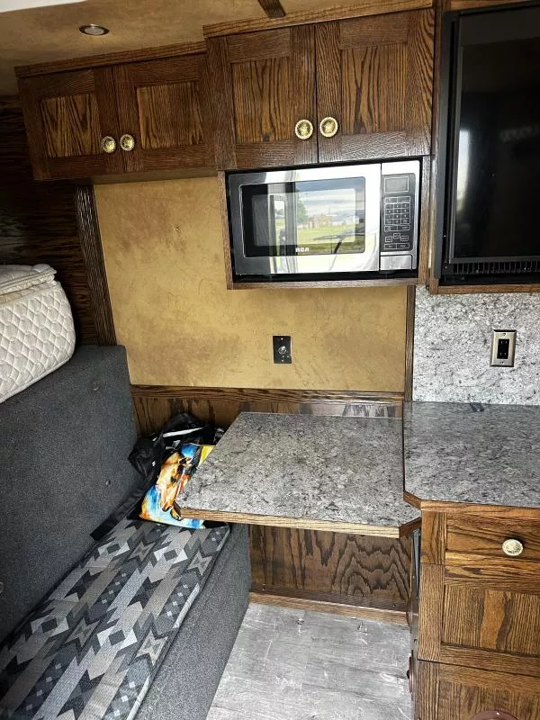 used Horse Trailers Hart Trailers  for sale, in Stephenville, TX Thumbnail 5