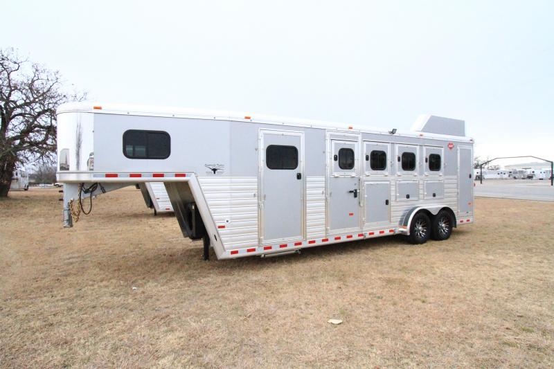 2020 Hart 4H/GN Smart Tack Horse Trailer 2020 Hart 4H/GN Smart Tack Horse Trailer