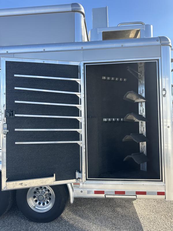 used Horse Trailers Hart Trailers  for sale, in Stephenville, TX Thumbnail 3