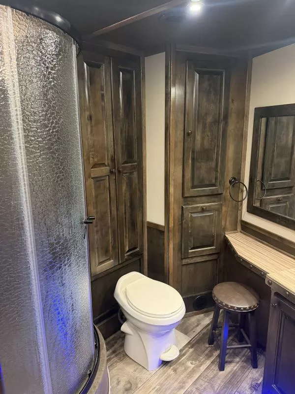 used Horse Trailers 4-Star Trailers  for sale, in Stephenville, TX Thumbnail 26