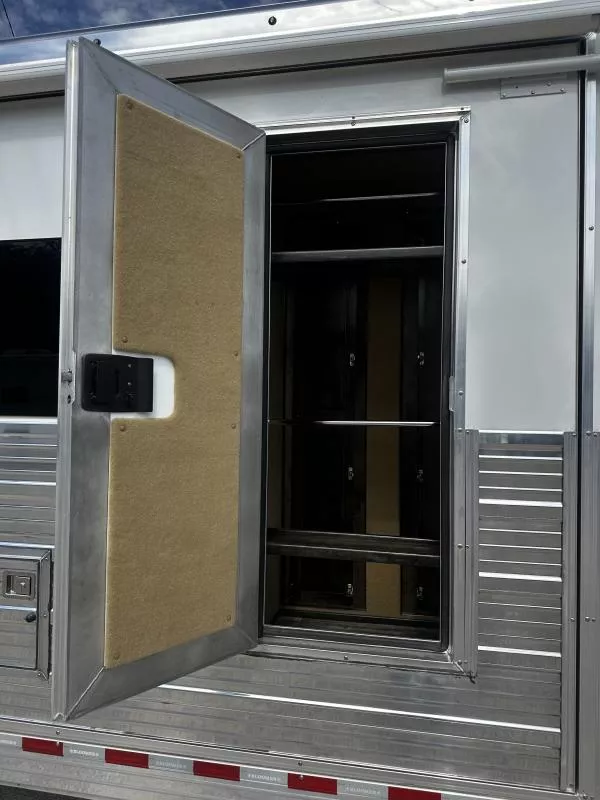 used Horse Trailers Bloomer  for sale, in Stephenville, TX Thumbnail 5