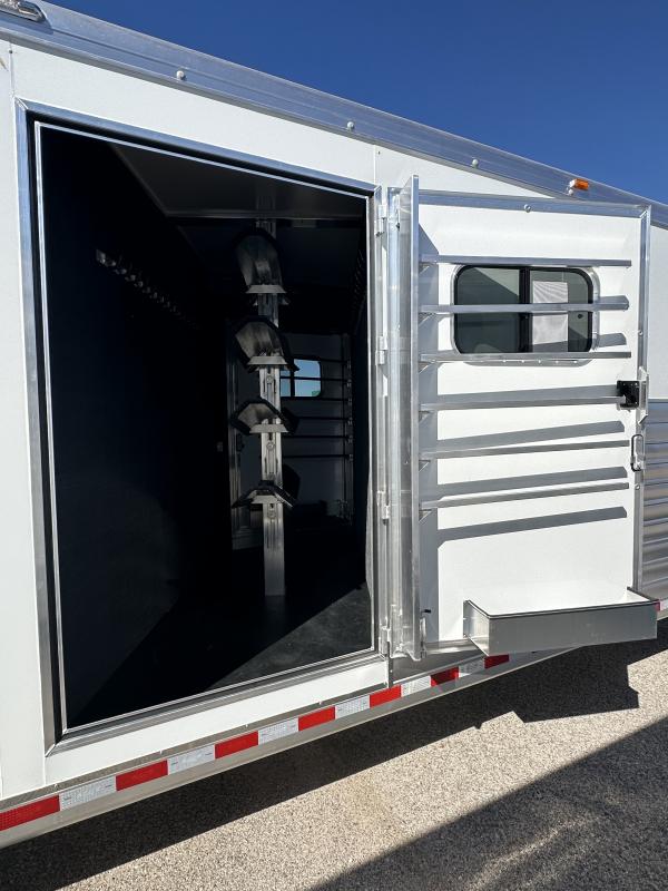 2024 Hart Trailers Tradition 8H w/ Walk Thru MidTack Horse Trailer