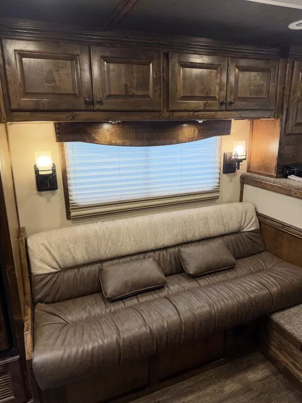 used Horse Trailers Hart Trailers  for sale, in Stephenville, TX Thumbnail 9