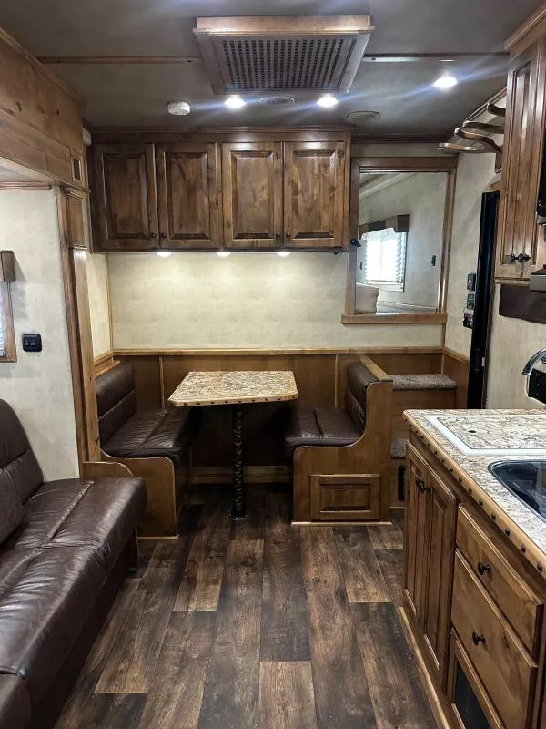 used Horse Trailers 4-Star Trailers  for sale, in Stephenville, TX Thumbnail 32