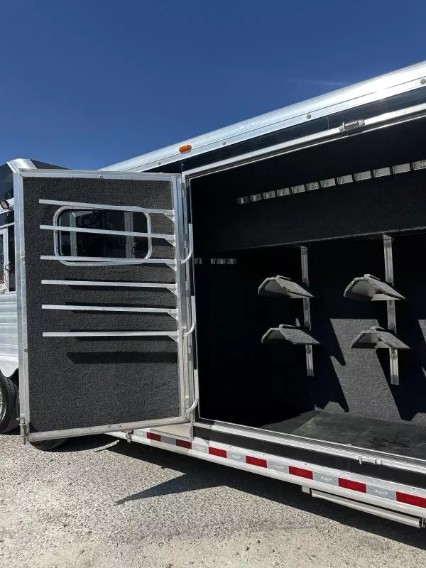 used Horse Trailers Hart Trailers  for sale, in Stephenville, TX Thumbnail 16