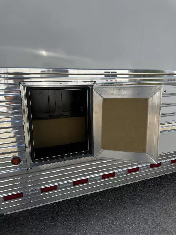 used Horse Trailers Bloomer  for sale, in Stephenville, TX Thumbnail 17