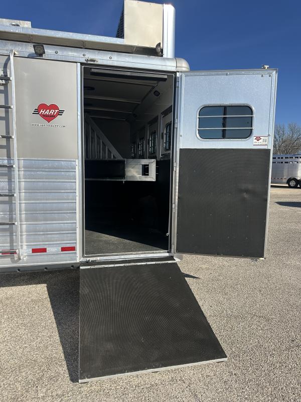 used Horse Trailers Hart Trailers  for sale, in Stephenville, TX Thumbnail 7