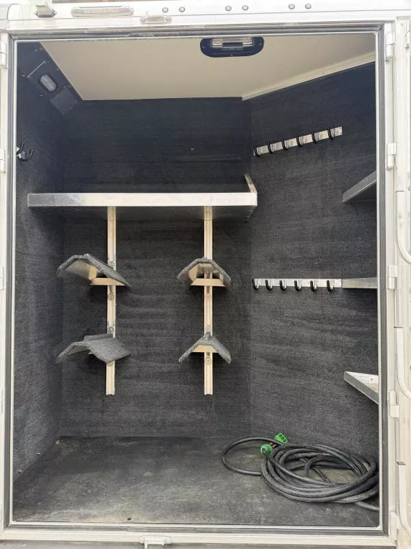 used Horse Trailers Hart Trailers  for sale, in Stephenville, TX Thumbnail 5