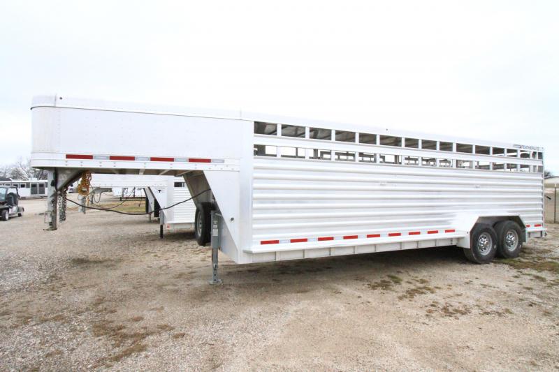 2013 Featherlite 24' Stock GN 2013 Featherlite 24' Stock GN