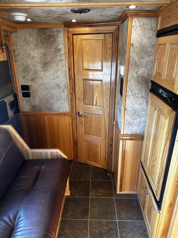 used Horse Trailers 4-Star Trailers  for sale, in Stephenville, TX Thumbnail 14