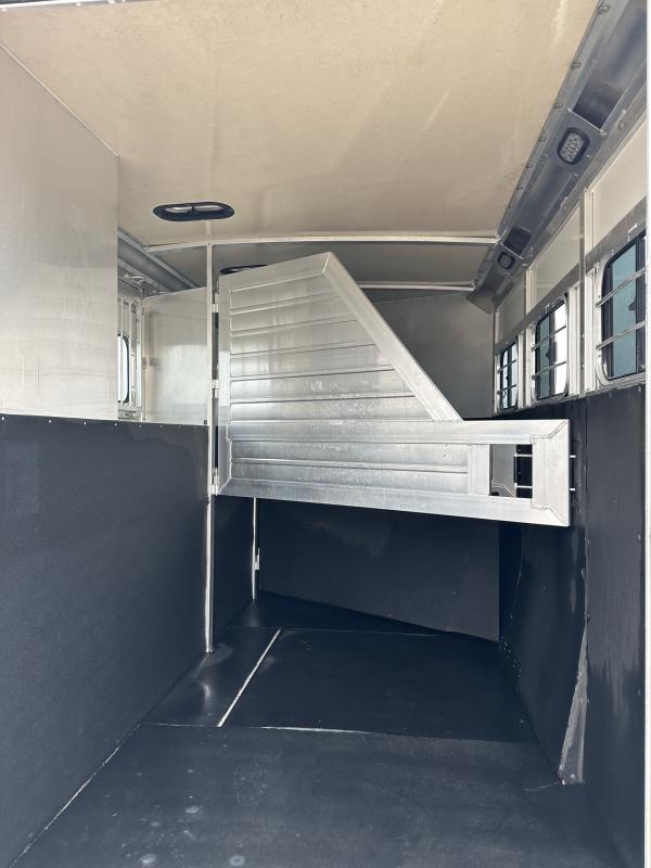 used Horse Trailers Hart Trailers  for sale, in Stephenville, TX Thumbnail 13