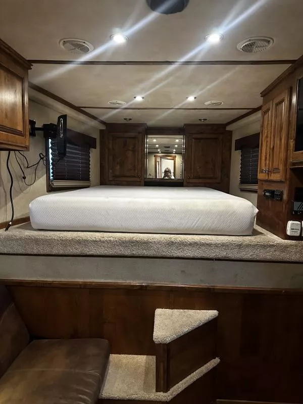 used Horse Trailers Elite Trailers  for sale, in Stephenville, TX Thumbnail 12