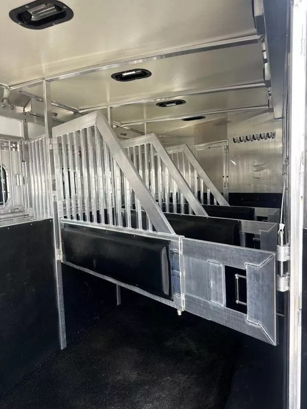 used Horse Trailers Hart Trailers  for sale, in Stephenville, TX Thumbnail 11