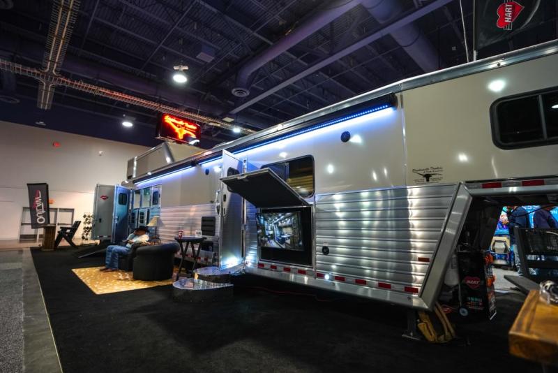 2025 Hart Trailers NFR SHOW TRAILER 4H 18'6 SW Slide Out Side Load
