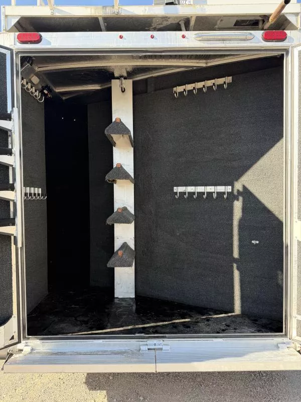 used Horse Trailers Elite Trailers  for sale, in Stephenville, TX Thumbnail 5