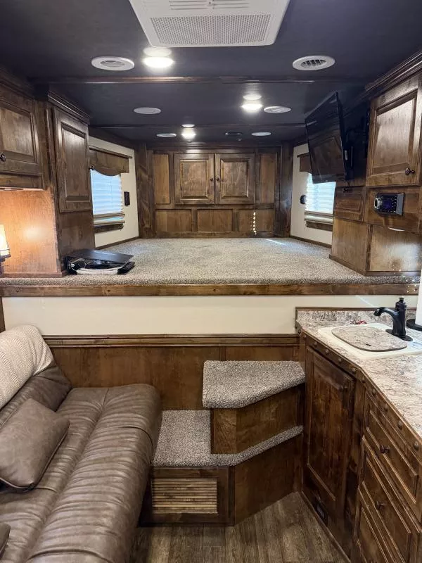 used Horse Trailers Hart Trailers  for sale, in Stephenville, TX Thumbnail 10