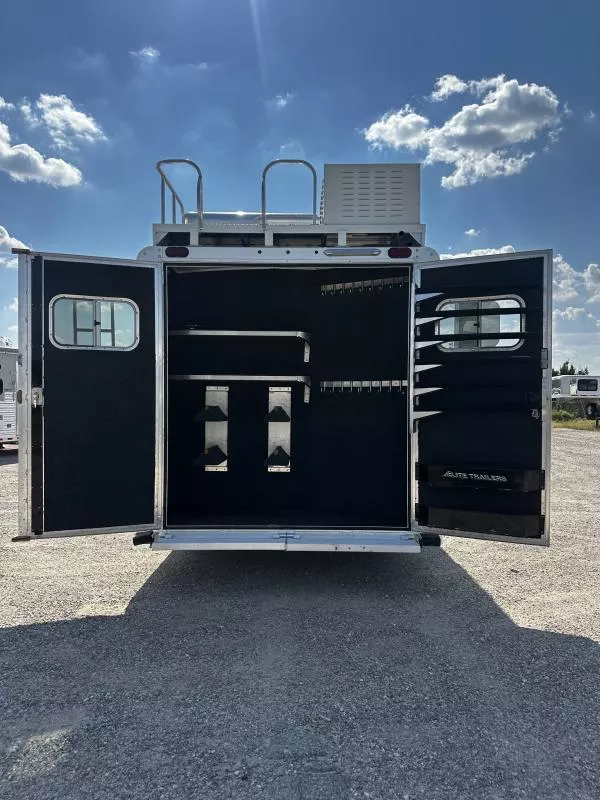 used Horse Trailers Elite Trailers  for sale, in Stephenville, TX Thumbnail 4