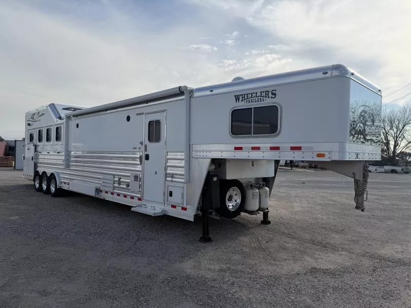 used Horse Trailers 4-Star Trailers  for sale, in Stephenville, TX Thumbnail 13