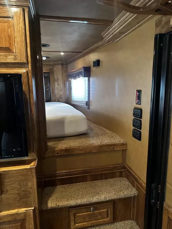 used Horse Trailers Hart Trailers  for sale, in Stephenville, TX Thumbnail 16