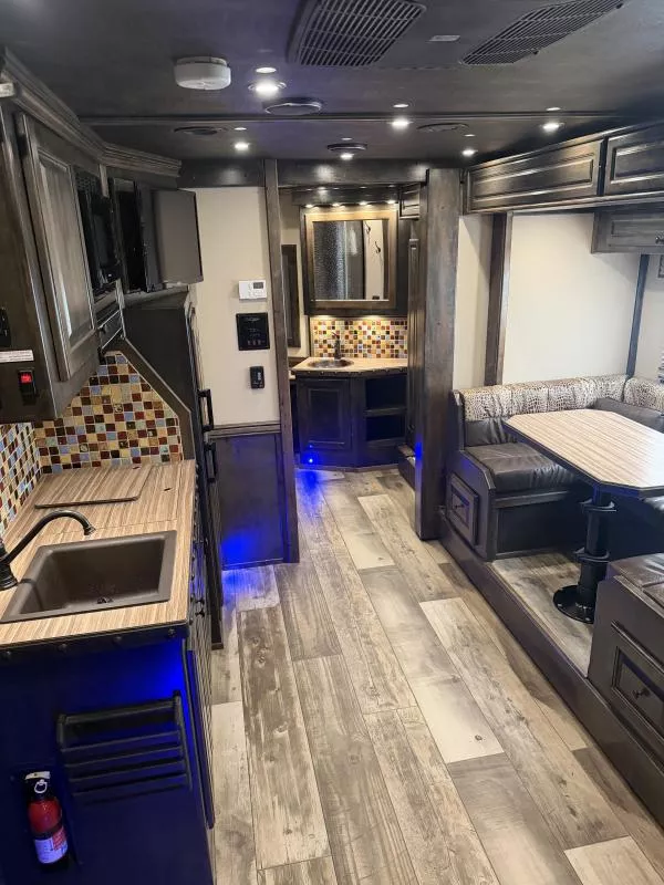 used Horse Trailers 4-Star Trailers  for sale, in Stephenville, TX Thumbnail 20