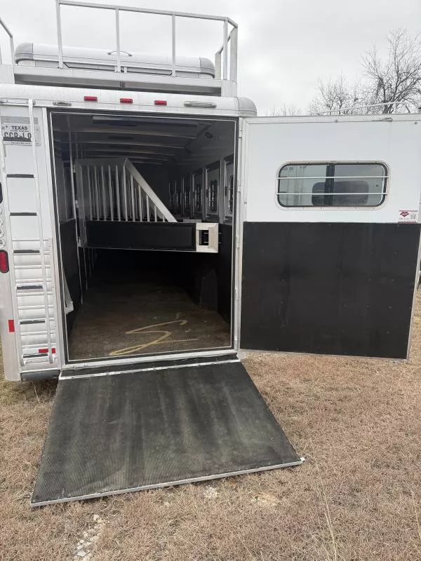 used Horse Trailers Hart Trailers  for sale, in Stephenville, TX Thumbnail 8