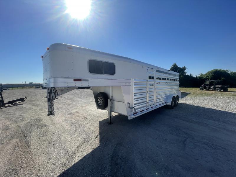 2018 Platinum Coach 20' Gooseneck Stock Combo Horse Trailer 2018 Platinum Coach 20' Gooseneck Stock Combo Horse Trailer