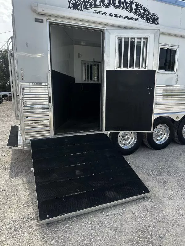 used Horse Trailers Bloomer  for sale, in Stephenville, TX Thumbnail 14