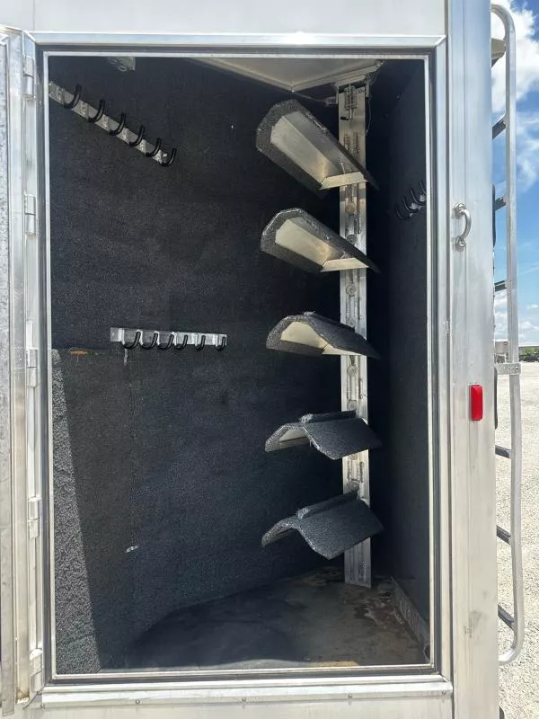 used Horse Trailers Hart Trailers  for sale, in Stephenville, TX Thumbnail 4