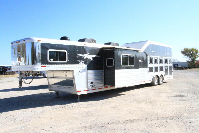 2015 Platinum 5H 17' SW Slide Out Rev Load Horse Trailer 2015 Platinum 5H 17' SW Slide Out Rev Load Horse Trailer