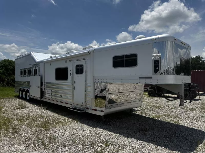 used Horse Trailers Platinum Coach  for sale, in Stephenville, TX Thumbnail 7