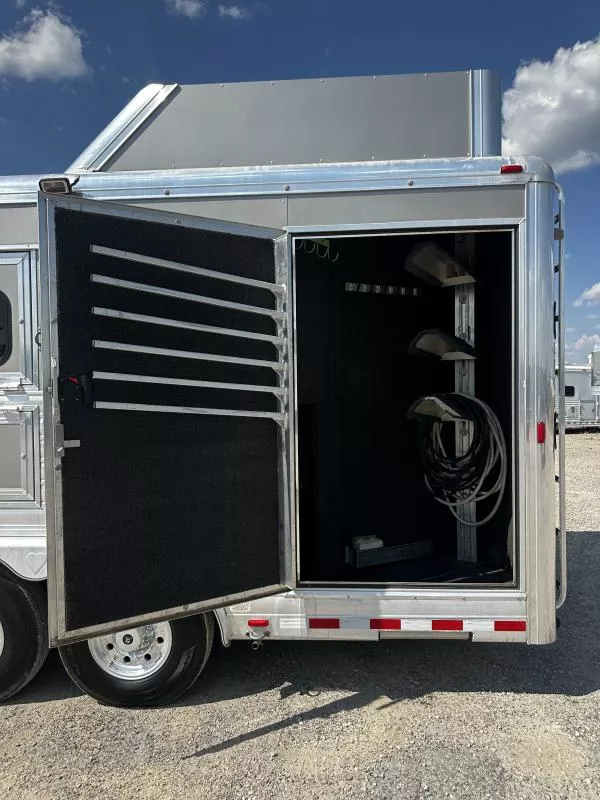 used Horse Trailers Hart Trailers  for sale, in Stephenville, TX Thumbnail 3