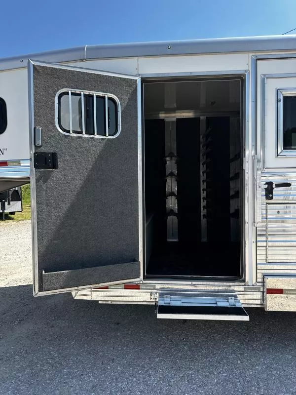 used Horse Trailers Bloomer  for sale, in Stephenville, TX Thumbnail 2