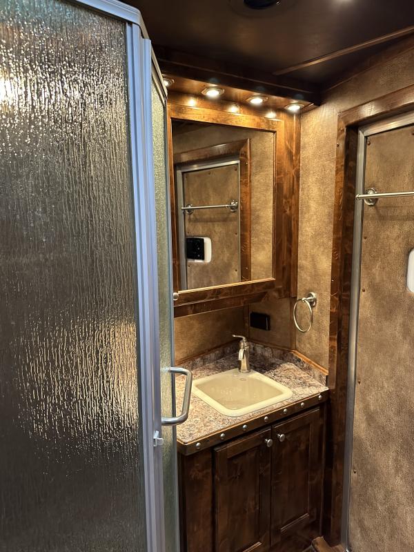 used Horse Trailers Bloomer  for sale, in Stephenville, TX Thumbnail 22