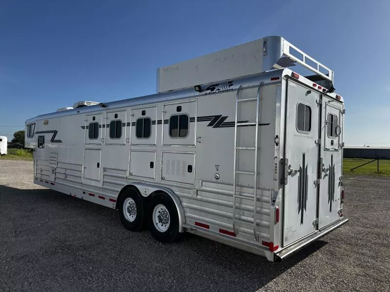 used Horse Trailers 4-Star Trailers  for sale, in Stephenville, TX Thumbnail 2