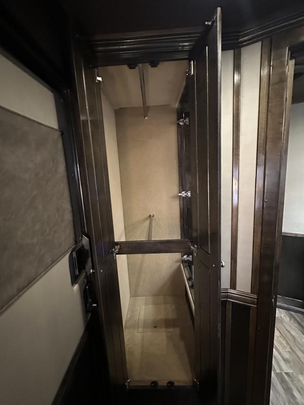 used Horse Trailers Hart Trailers  for sale, in Stephenville, TX Thumbnail 27