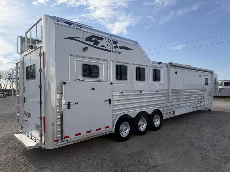 used Horse Trailers 4-Star Trailers  for sale, in Stephenville, TX Thumbnail 9