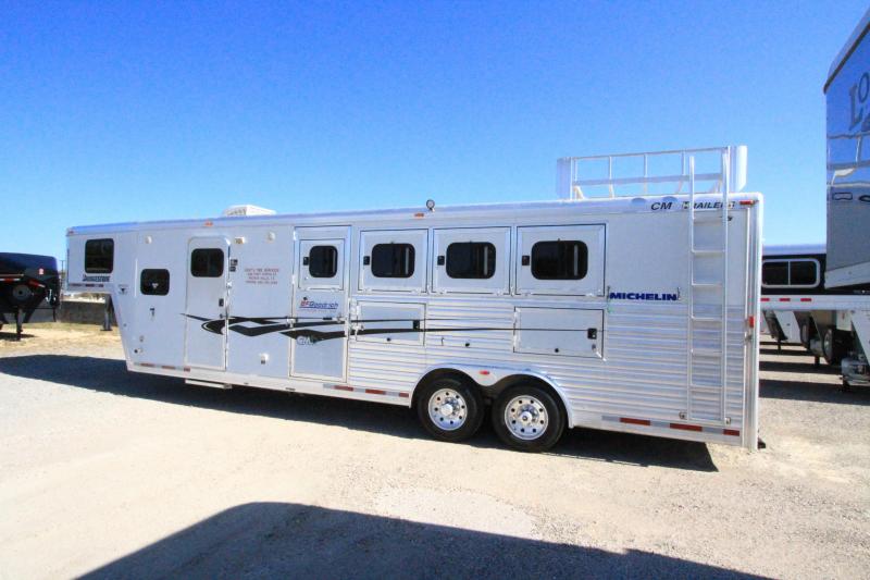 Used Cm Horse trailers for sale