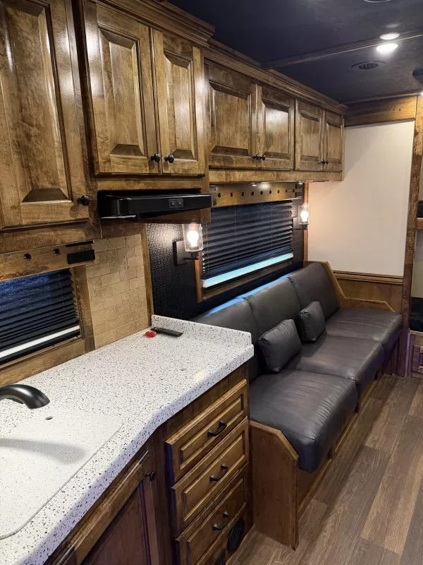 used Horse Trailers Hart Trailers  for sale, in Stephenville, TX Thumbnail 31