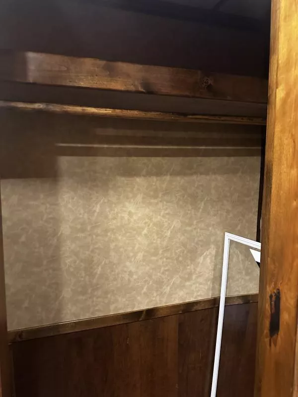 used Horse Trailers Platinum Coach  for sale, in Stephenville, TX Thumbnail 27