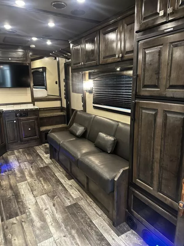 used Horse Trailers Bloomer  for sale, in Stephenville, TX Thumbnail 39