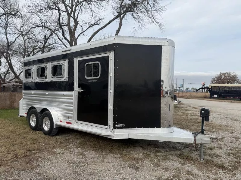 used Horse Trailers Platinum Coach  for sale, in Stephenville, TX Thumbnail 9