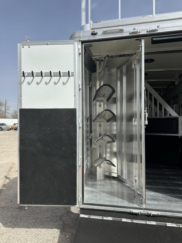 new Horse Trailers Hart Trailers  for sale, in Stephenville, TX Thumbnail 9