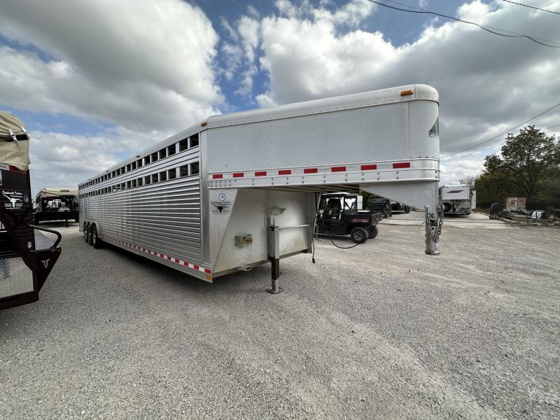 2007 Elite Trailers 36' Stock Triple Axle Horse Trailer Stephenville