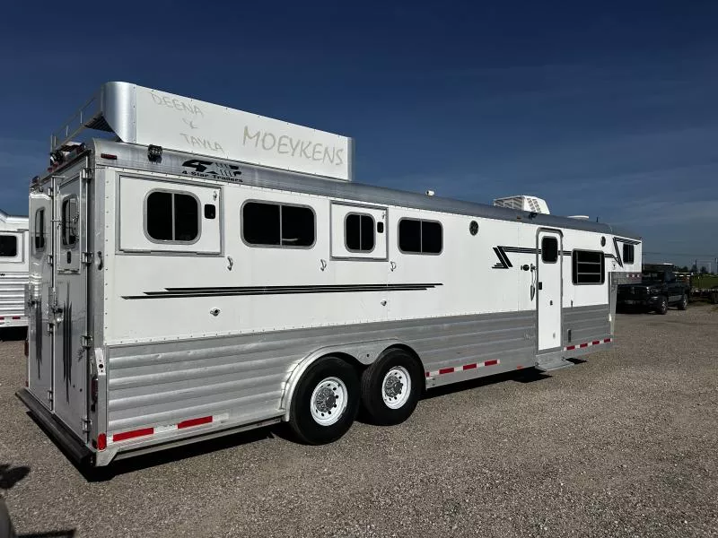 used Horse Trailers 4-Star Trailers  for sale, in Stephenville, TX Thumbnail 8