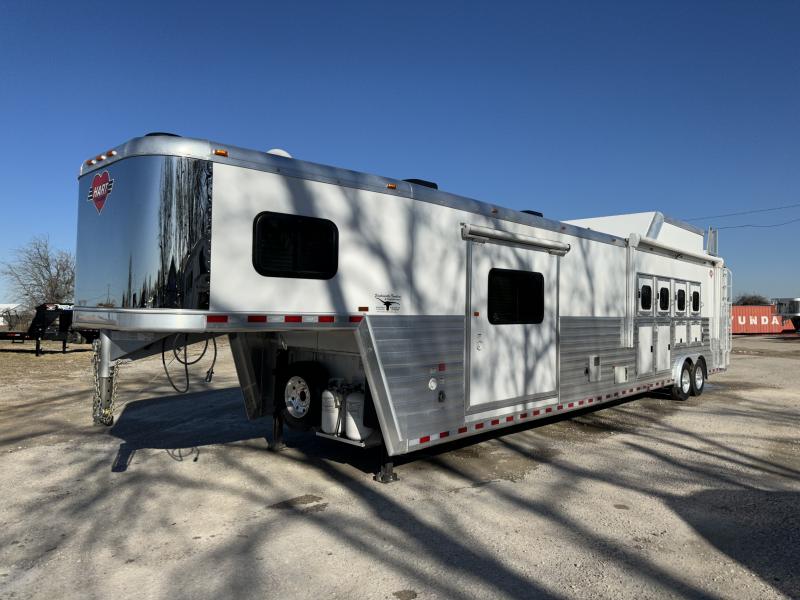 2021 Hart Trailers 4H 17'6 SW Side Load w Slide Out Horse Trailer