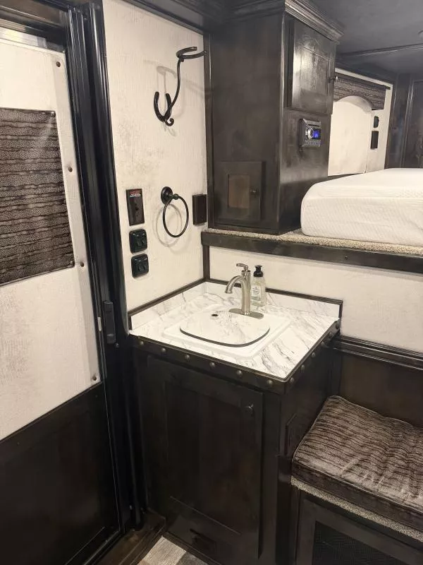 used Horse Trailers Hart Trailers  for sale, in Stephenville, TX Thumbnail 23