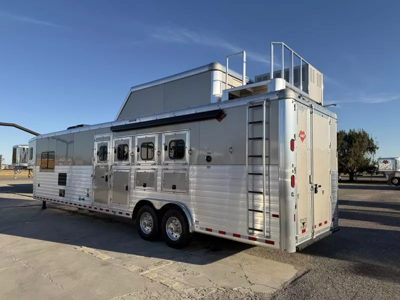 new Horse Trailers Hart Trailers  for sale, in Stephenville, TX Thumbnail 2