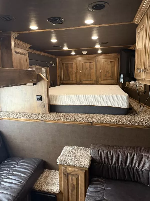 used Horse Trailers Elite Trailers  for sale, in Stephenville, TX Thumbnail 12