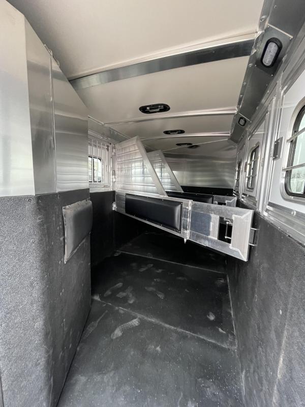 2024 Hart MVP 3 Horse Bumper Pull Living Quarter Trailers For Sale